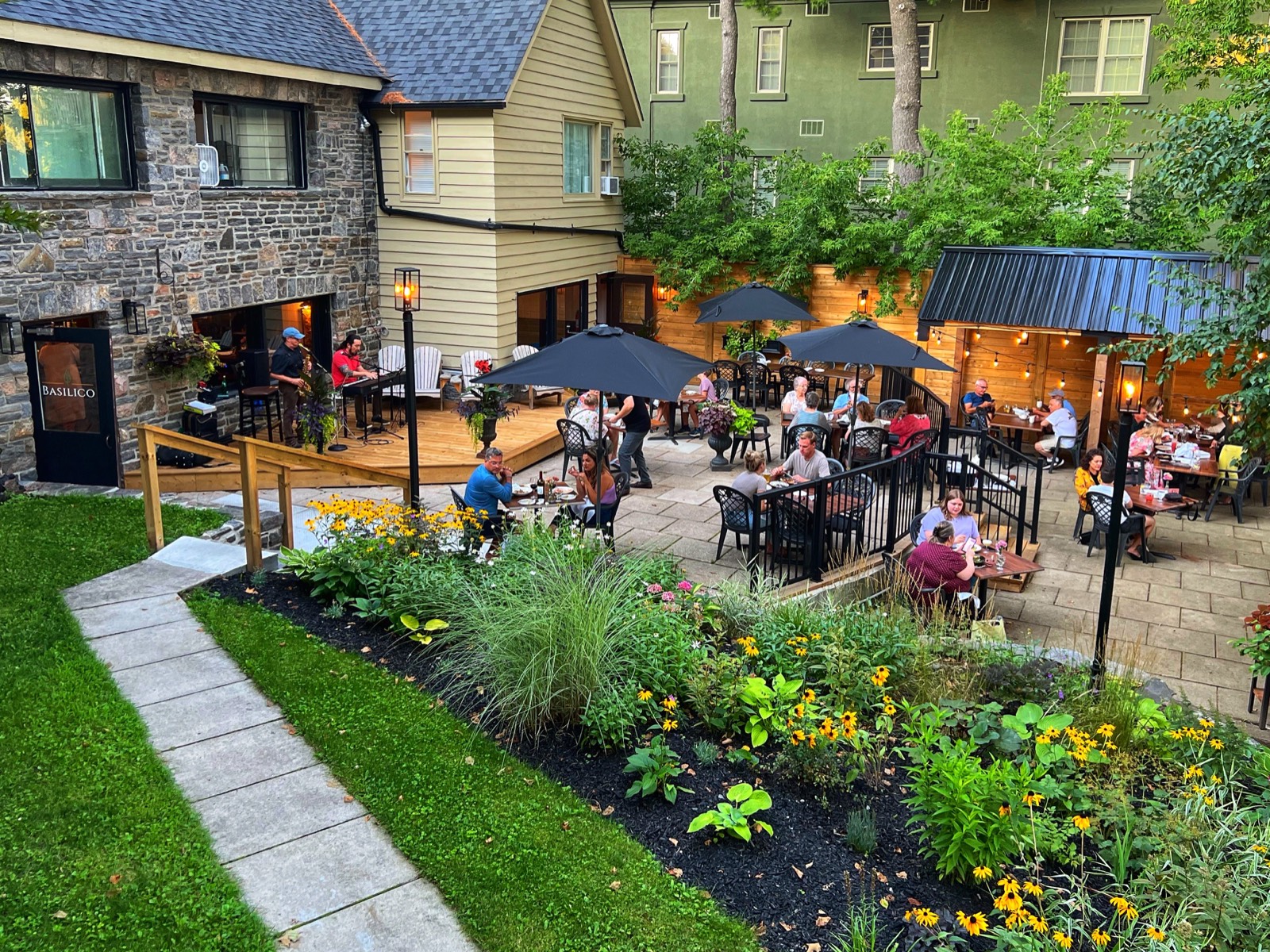 Basilico Patio Summer